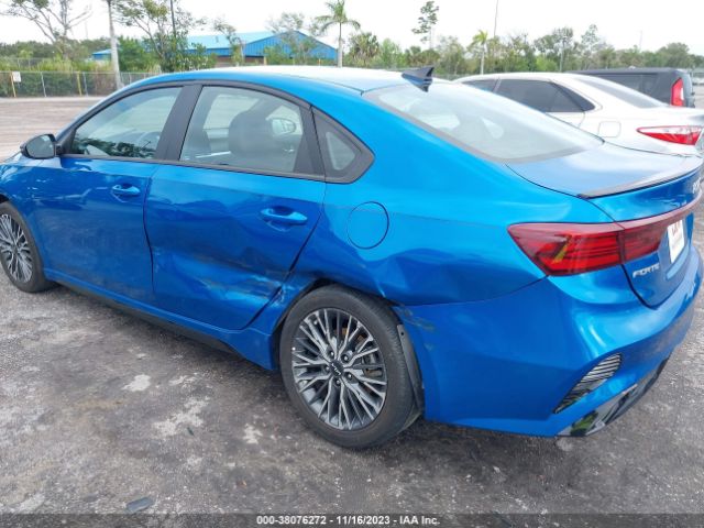 Photo 5 VIN: 3KPF54ADXNE488473 - KIA FORTE 