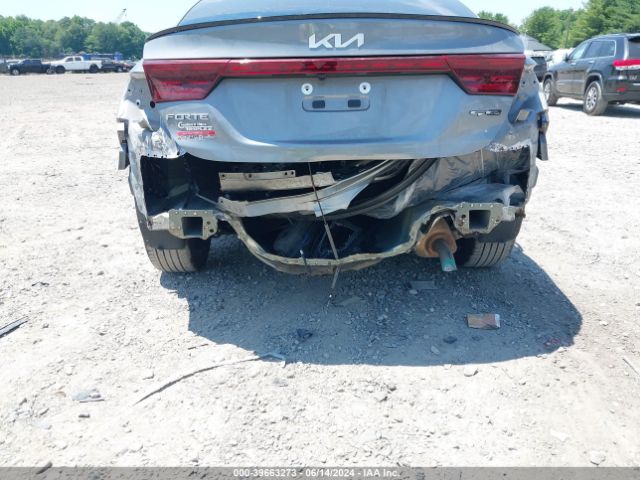 Photo 5 VIN: 3KPF54ADXNE508320 - KIA FORTE 