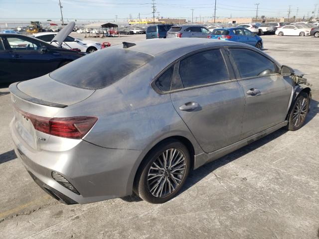 Photo 2 VIN: 3KPF54ADXPE652713 - KIA FORTE GT L 