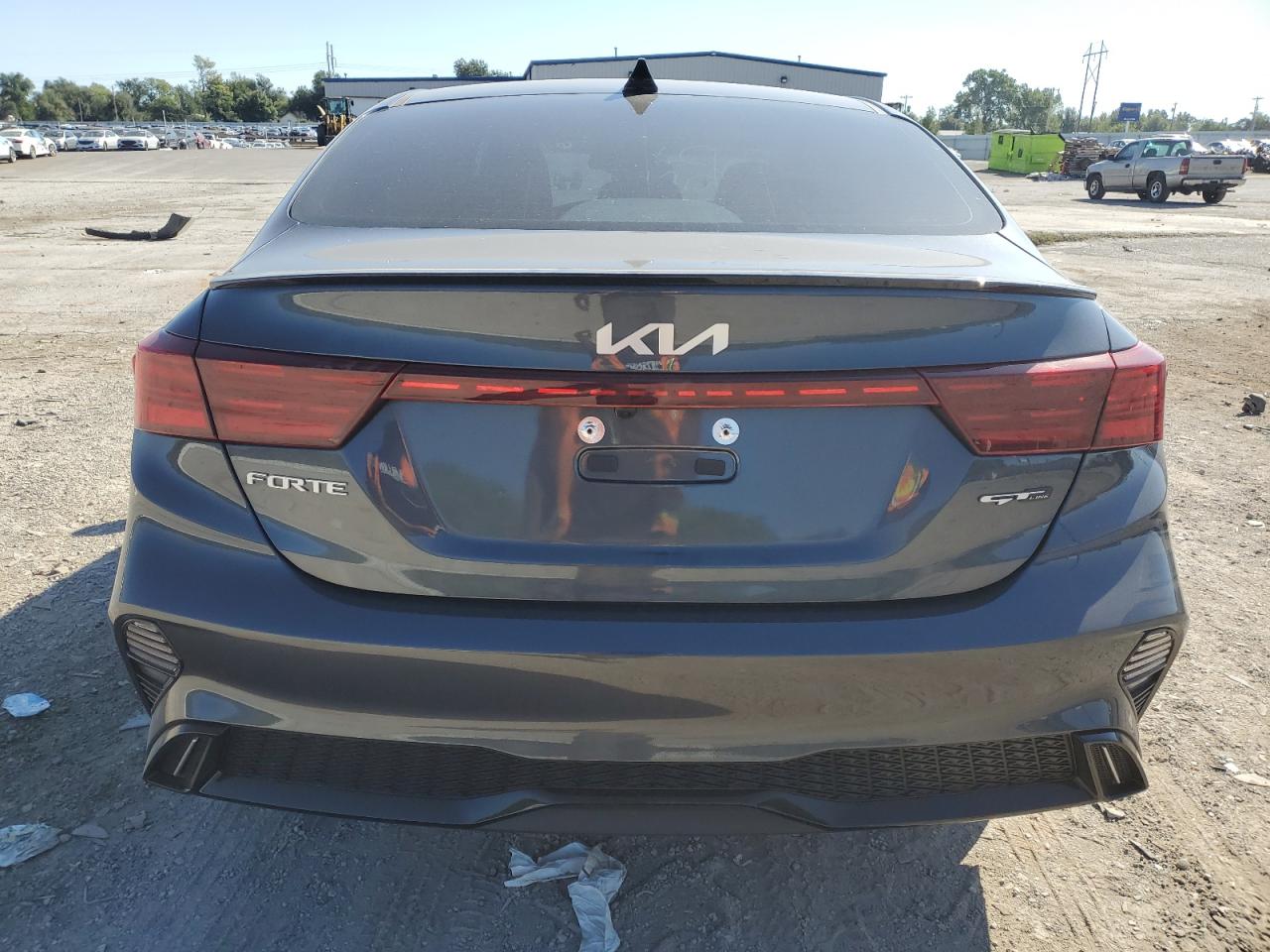 Photo 5 VIN: 3KPF54ADXPE676414 - KIA FORTE 