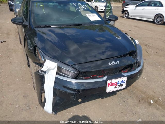 Photo 5 VIN: 3KPF54ADXRE782087 - KIA FORTE 