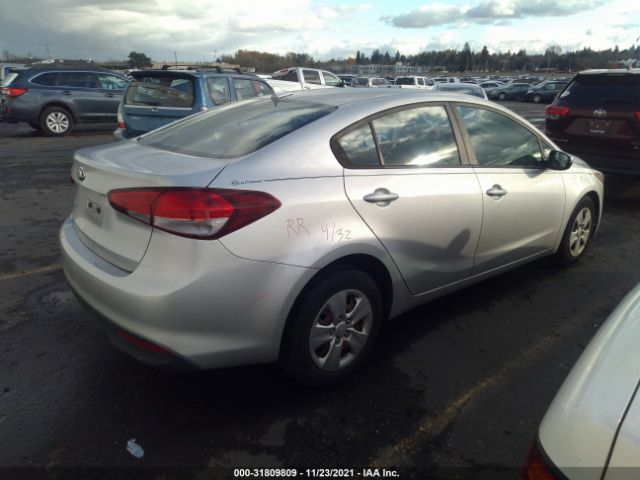 Photo 3 VIN: 3KPFK4A70HE019674 - KIA FORTE 