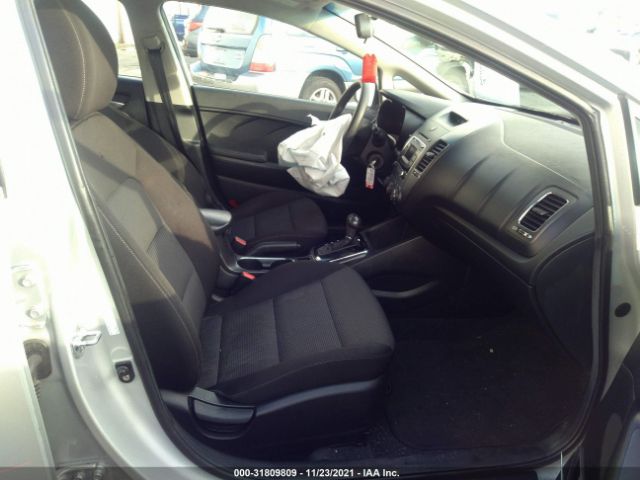 Photo 4 VIN: 3KPFK4A70HE019674 - KIA FORTE 