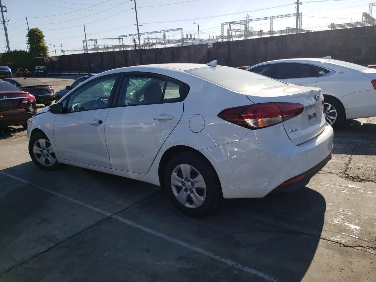 Photo 1 VIN: 3KPFK4A70HE047927 - KIA FORTE 