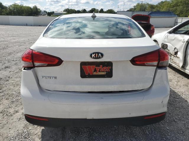 Photo 5 VIN: 3KPFK4A70HE081947 - KIA FORTE LX 