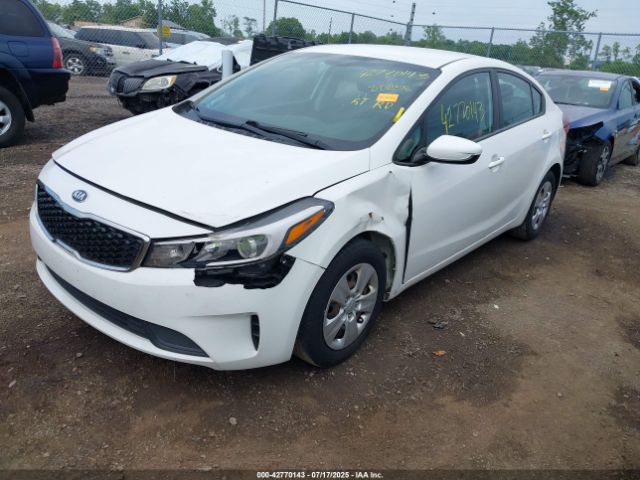 Photo 1 VIN: 3KPFK4A70HE085660 - KIA FORTE 