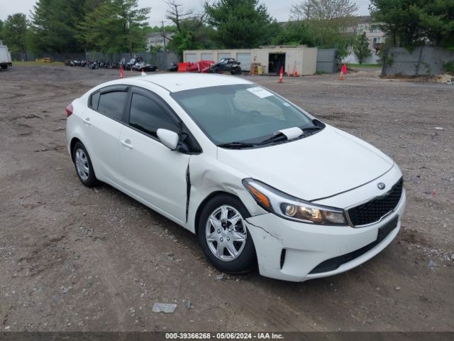 Photo 5 VIN: 3KPFK4A70HE091734 - KIA FORTE 