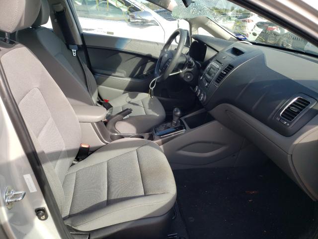 Photo 4 VIN: 3KPFK4A70HE093189 - KIA FORTE LX 