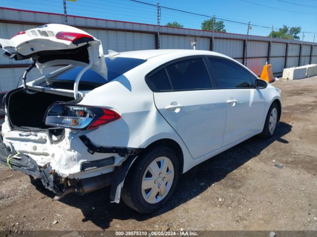 Photo 3 VIN: 3KPFK4A70HE098036 - KIA FORTE 