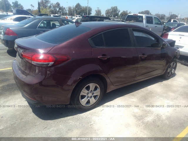 Photo 3 VIN: 3KPFK4A70HE122450 - KIA FORTE 