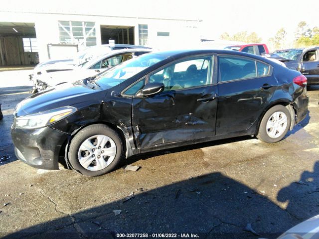 Photo 5 VIN: 3KPFK4A70HE126367 - KIA FORTE 