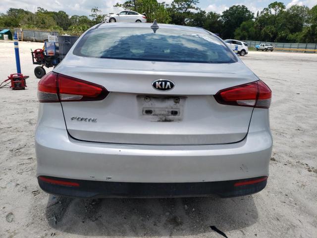 Photo 5 VIN: 3KPFK4A70HE130242 - KIA FORTE LX 