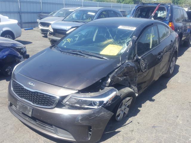 Photo 1 VIN: 3KPFK4A70HE132606 - KIA FORTE LX 