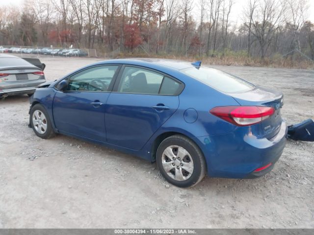 Photo 2 VIN: 3KPFK4A70JE169922 - KIA FORTE 