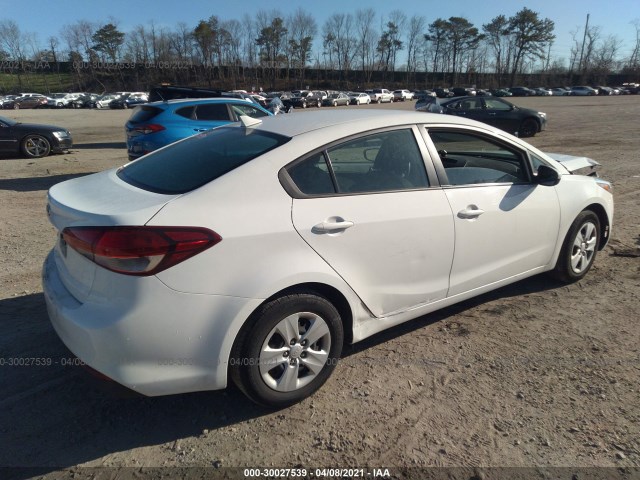 Photo 3 VIN: 3KPFK4A70JE178488 - KIA FORTE 