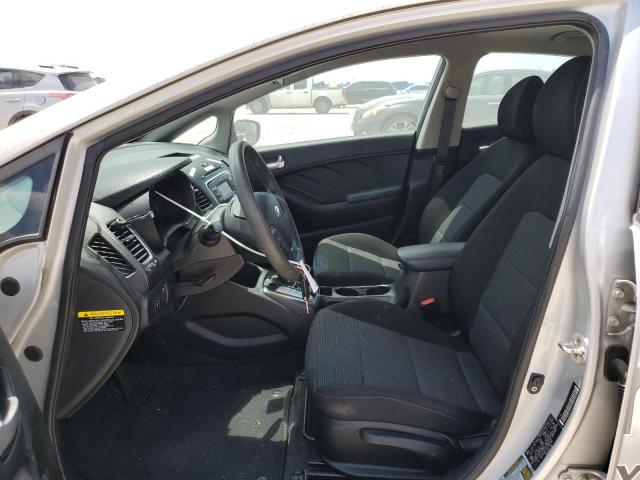 Photo 6 VIN: 3KPFK4A70JE186798 - KIA FORTE 