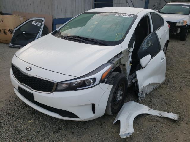 Photo 1 VIN: 3KPFK4A70JE213210 - KIA FORTE LX 