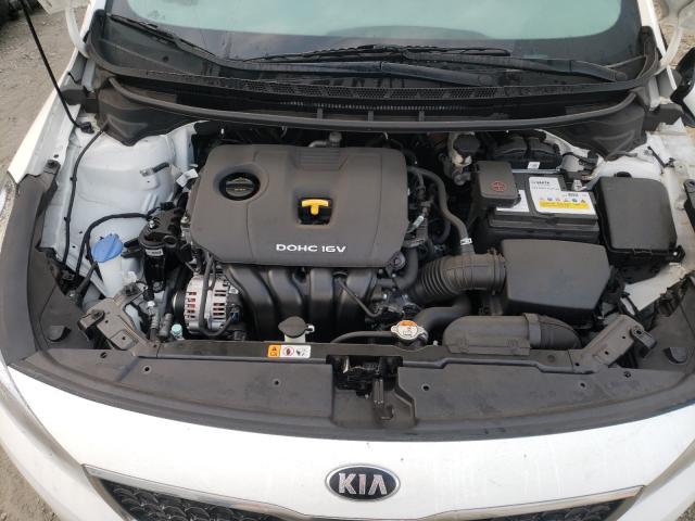 Photo 6 VIN: 3KPFK4A70JE213210 - KIA FORTE LX 