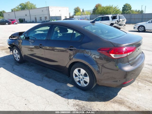 Photo 2 VIN: 3KPFK4A70JE217385 - KIA FORTE 