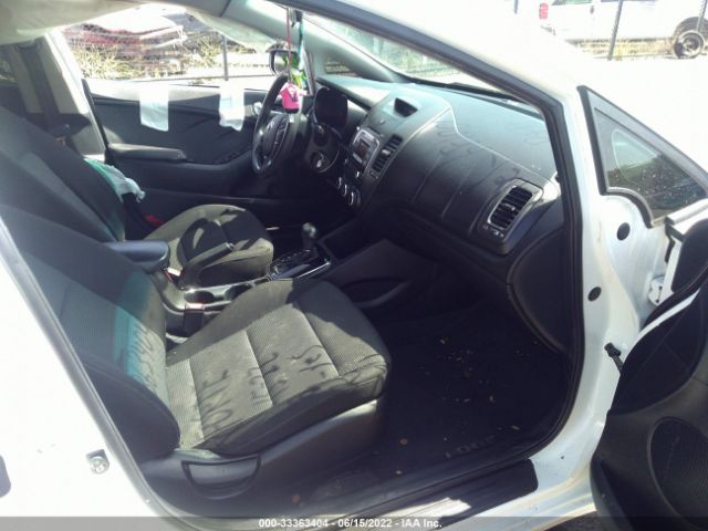 Photo 4 VIN: 3KPFK4A70JE221405 - KIA FORTE 