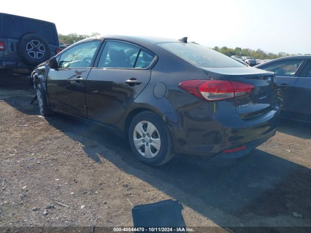 Photo 2 VIN: 3KPFK4A70JE226832 - KIA FORTE 