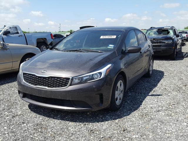 Photo 1 VIN: 3KPFK4A70JE227026 - KIA FORTE LX 