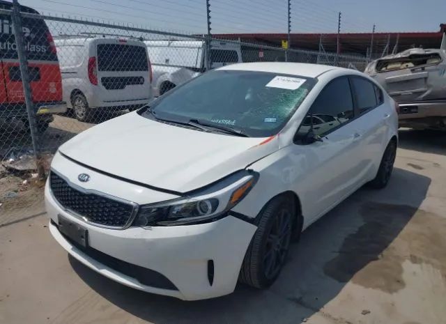 Photo 1 VIN: 3KPFK4A70JE229486 - KIA FORTE 