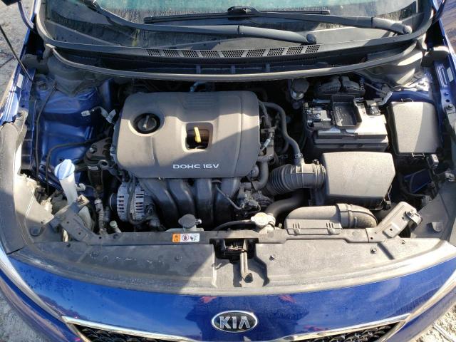 Photo 10 VIN: 3KPFK4A70JE238172 - KIA FORTE LX 