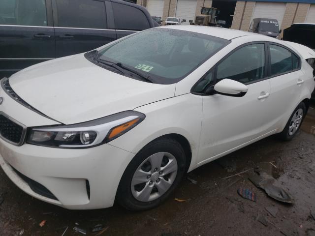 Photo 1 VIN: 3KPFK4A70JE238561 - KIA FORTE 