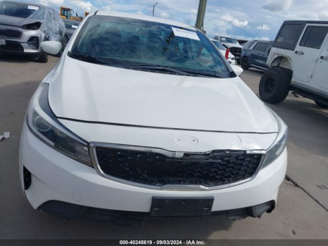 Photo 5 VIN: 3KPFK4A70JE239662 - KIA FORTE 