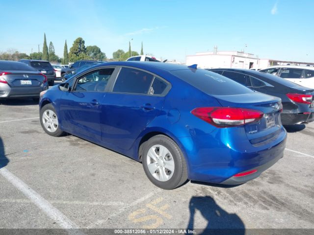 Photo 2 VIN: 3KPFK4A70JE253061 - KIA FORTE 