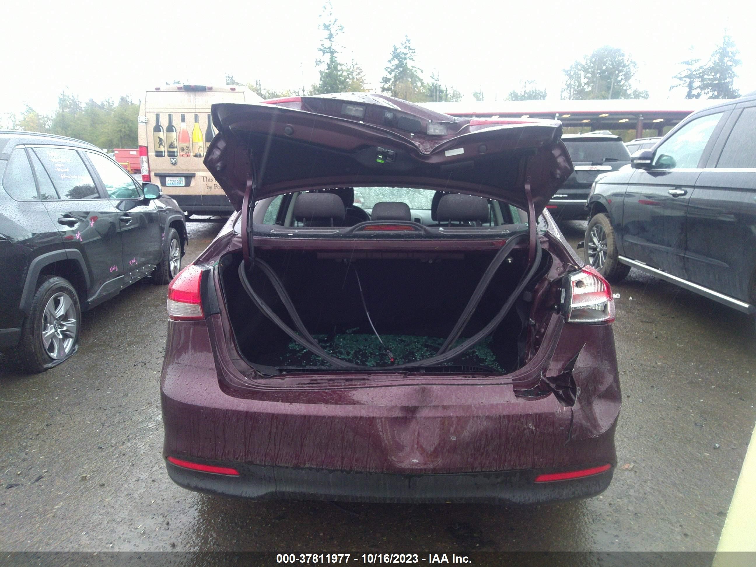 Photo 15 VIN: 3KPFK4A70JE265811 - KIA FORTE 