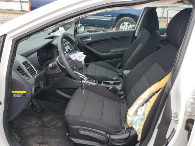 Photo 6 VIN: 3KPFK4A70JE268997 - KIA FORTE LX 