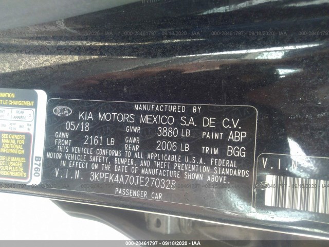 Photo 8 VIN: 3KPFK4A70JE270328 - KIA FORTE 