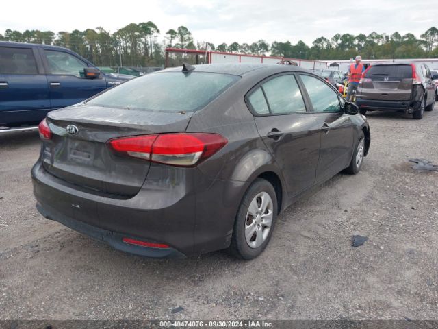 Photo 3 VIN: 3KPFK4A71HE013950 - KIA FORTE 