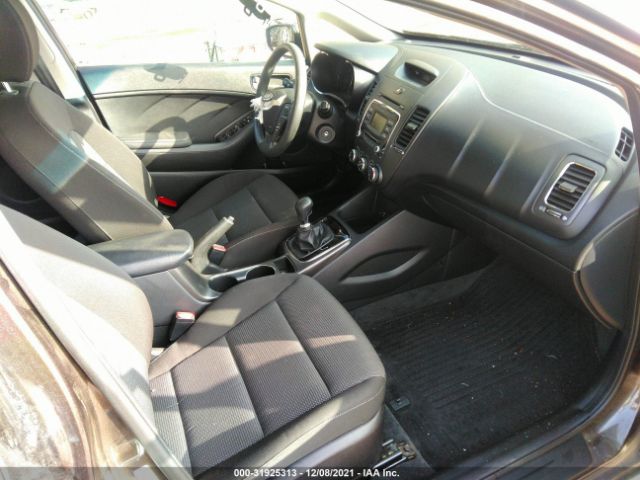 Photo 4 VIN: 3KPFK4A71HE017710 - KIA FORTE 