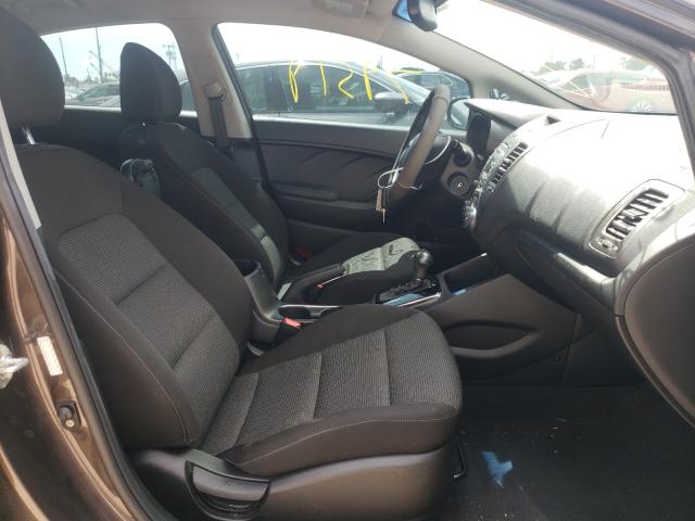 Photo 4 VIN: 3KPFK4A71HE043188 - KIA FORTE LX 