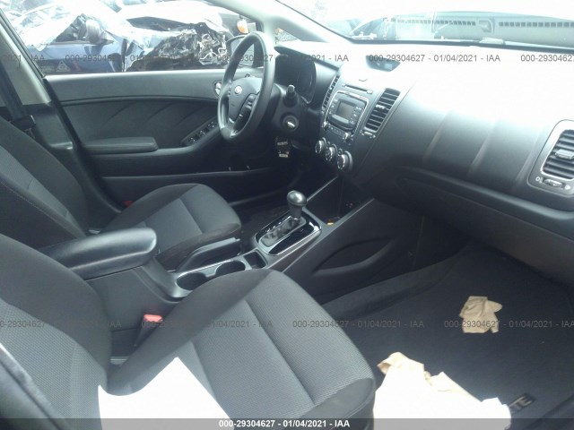 Photo 4 VIN: 3KPFK4A71HE059424 - KIA FORTE 