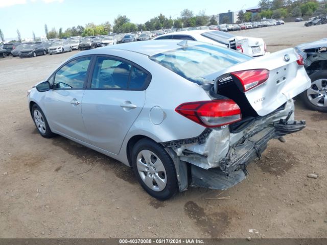 Photo 2 VIN: 3KPFK4A71HE070245 - KIA FORTE 