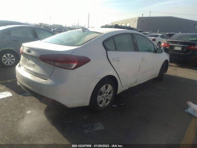 Photo 3 VIN: 3KPFK4A71HE074229 - KIA FORTE 