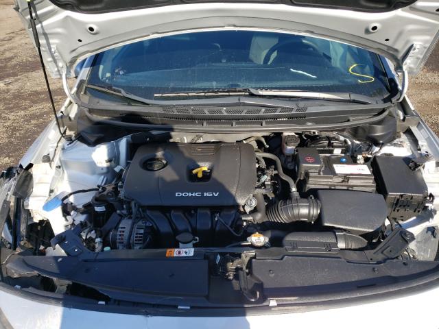 Photo 6 VIN: 3KPFK4A71HE083383 - KIA FORTE LX 