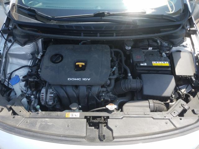 Photo 6 VIN: 3KPFK4A71HE099776 - KIA FORTE LX 