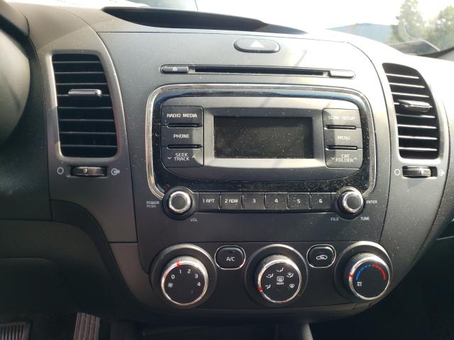 Photo 8 VIN: 3KPFK4A71HE131304 - KIA FORTE LX 