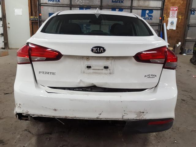 Photo 8 VIN: 3KPFK4A71HE134414 - KIA FORTE 