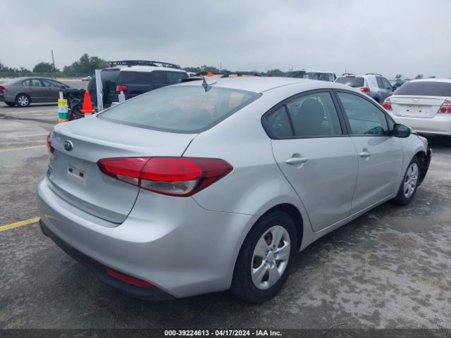 Photo 3 VIN: 3KPFK4A71HE152203 - KIA FORTE 