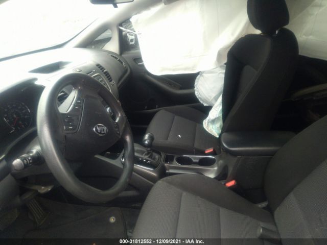 Photo 4 VIN: 3KPFK4A71HE153657 - KIA FORTE 