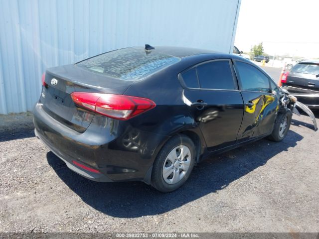 Photo 3 VIN: 3KPFK4A71JE167080 - KIA FORTE 