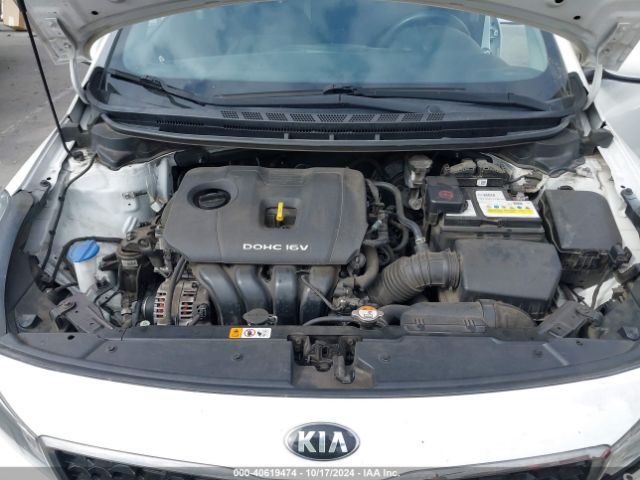 Photo 9 VIN: 3KPFK4A71JE182033 - KIA FORTE 