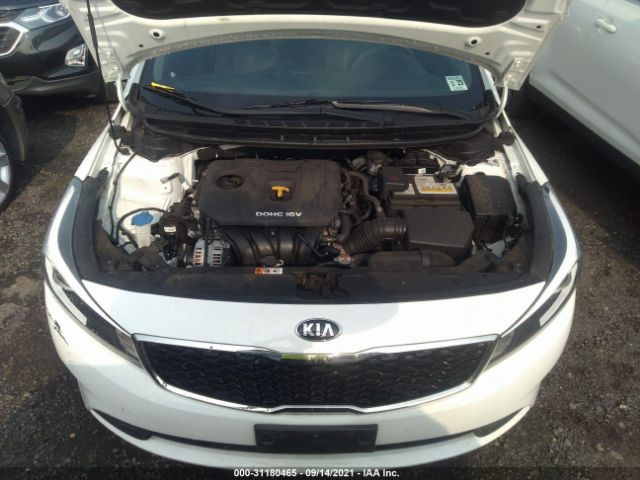 Photo 9 VIN: 3KPFK4A71JE195235 - KIA FORTE 