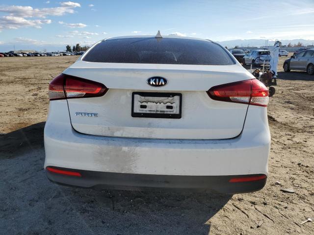 Photo 5 VIN: 3KPFK4A71JE218111 - KIA FORTE 